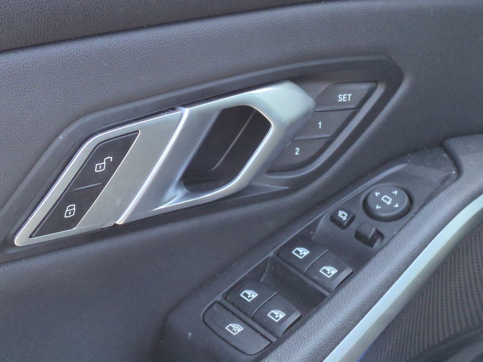 Used 2021 BMW 330e image 15