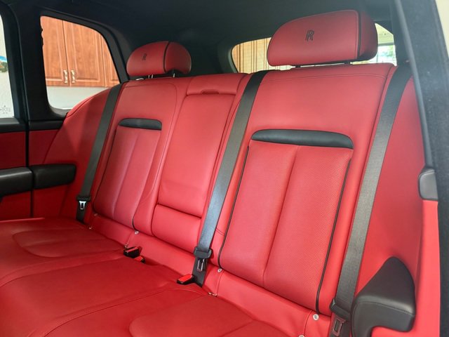 Used 2019 Rolls-Royce Cullinan AWD/4WD image 15