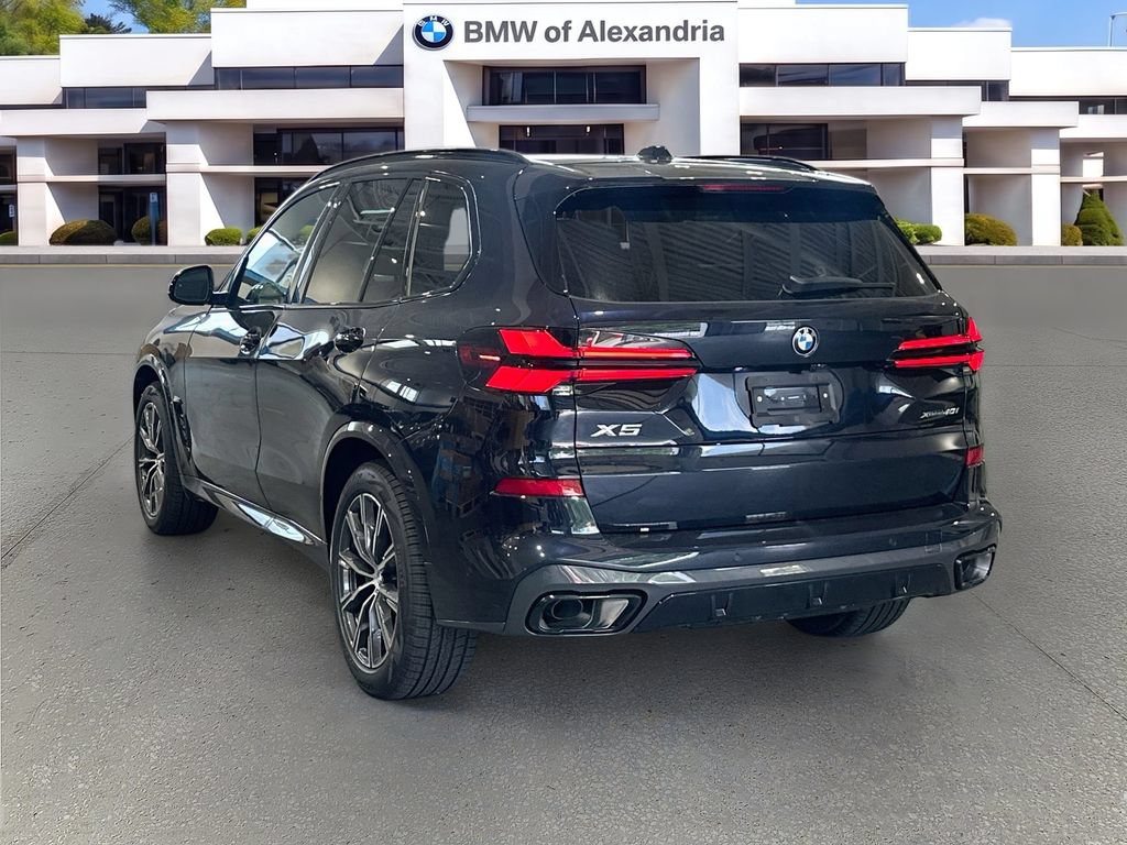 New 2026 BMW X5 xDrive40i w/ M Sport Package AWD/4WD image 7