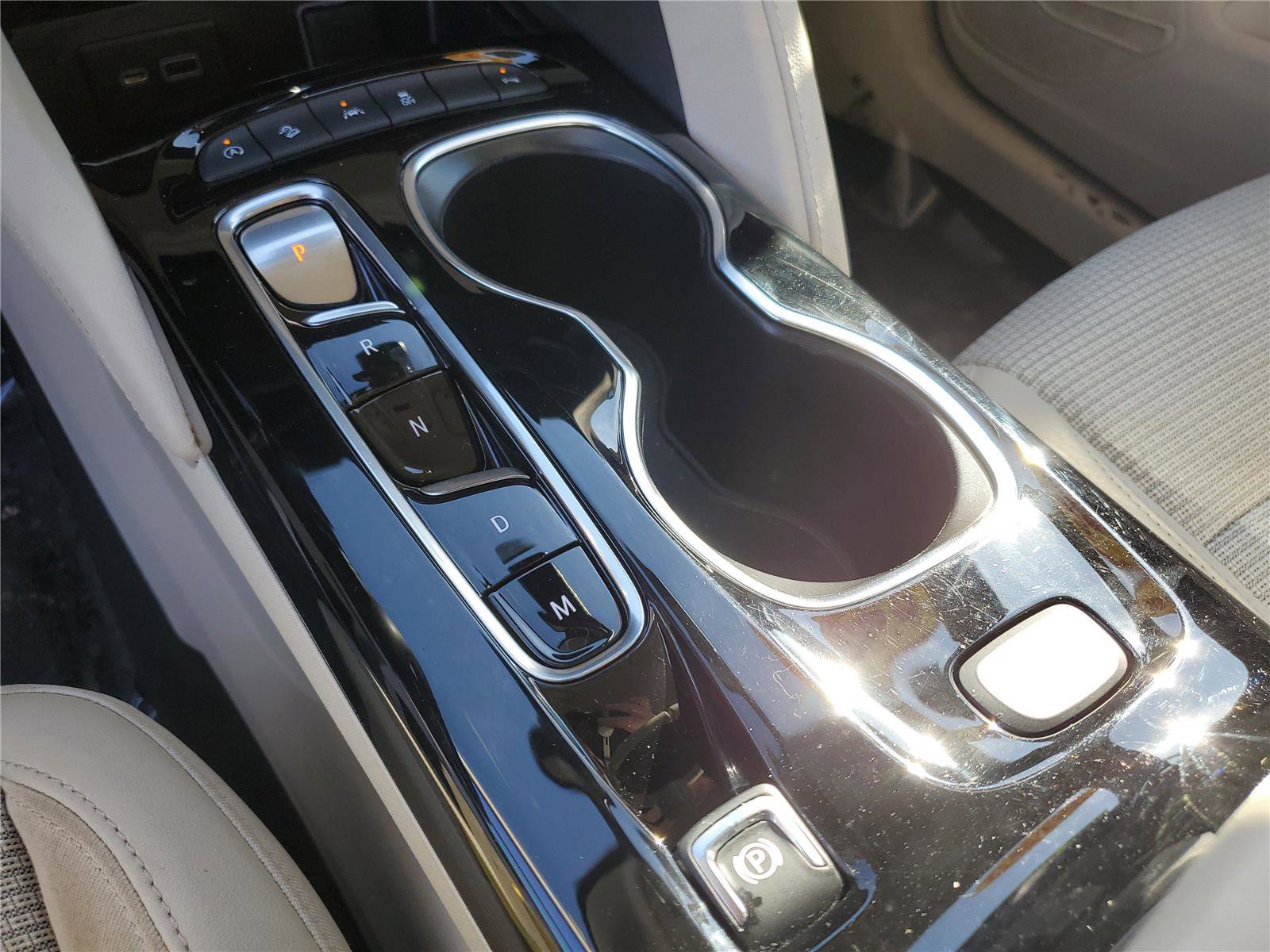 Used 2023 Buick Envision Preferred image 29