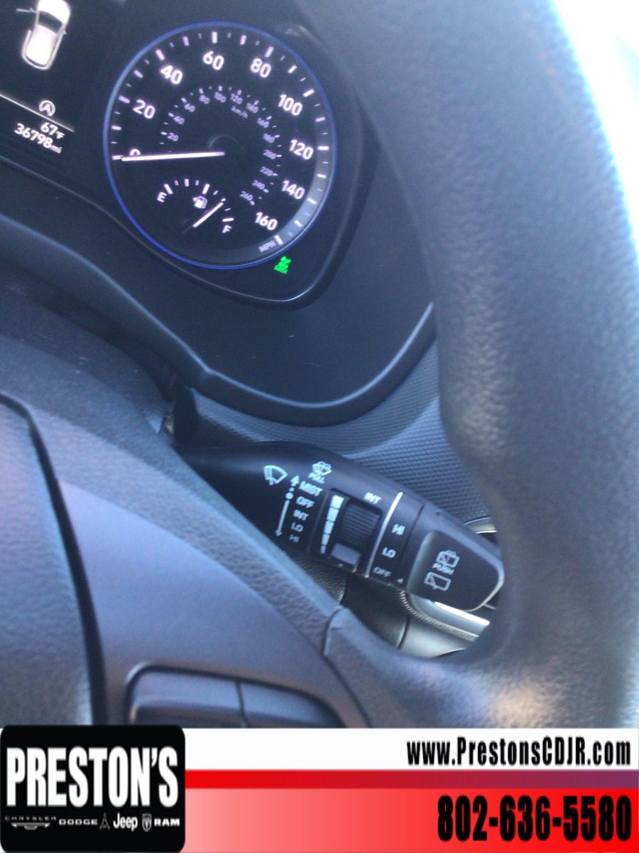 Used 2023 Hyundai Kona SEL AWD/4WD image 13