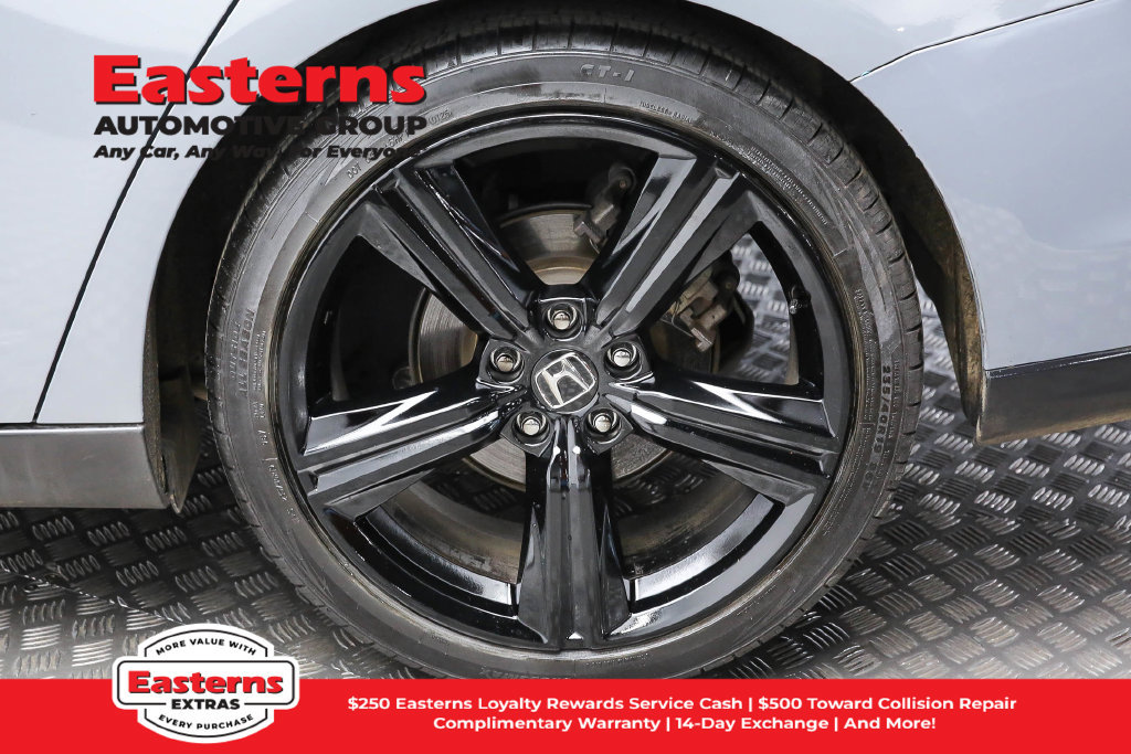Used 2023 Honda Accord Sport image 9