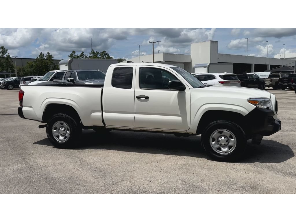 Used 2021 Toyota Tacoma SR AWD/4WD image 2