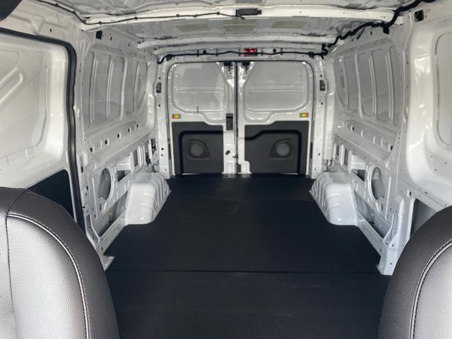 New 2026 Ford Transit 250 Low Roof RWD image 26