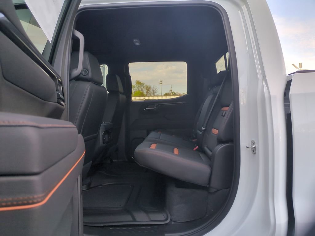 New 2026 GMC Sierra 1500 AT4 w/ AT4 Premium Package AWD/4WD image 15