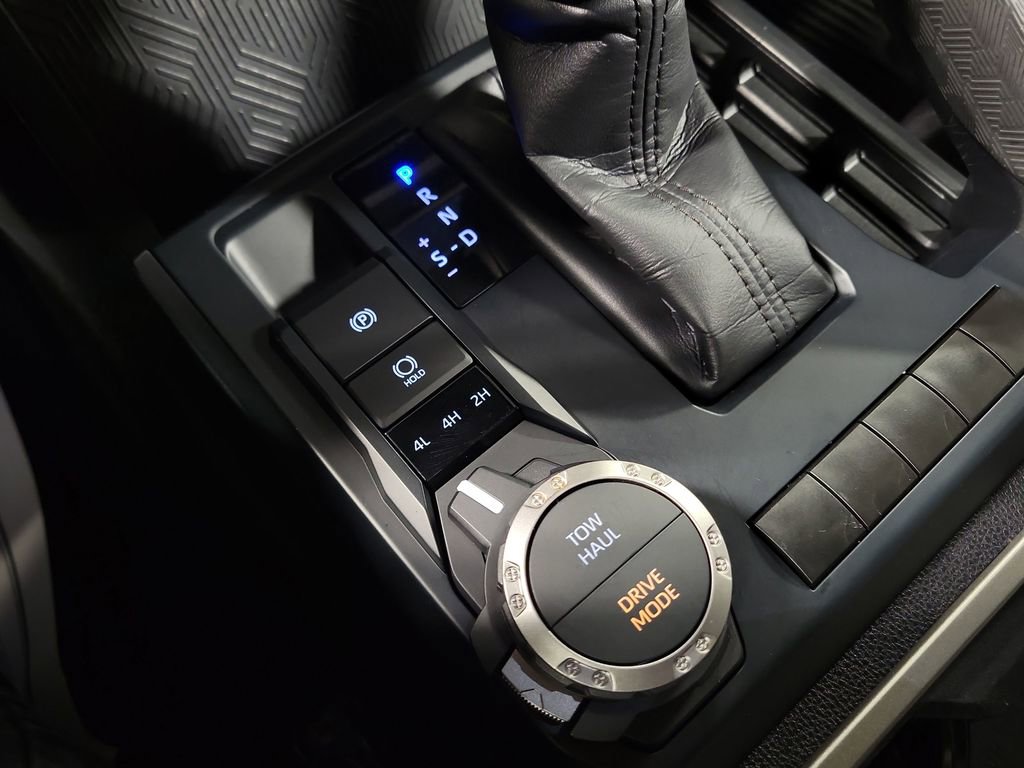 Used 2024 Toyota Tacoma TRD Sport image 15