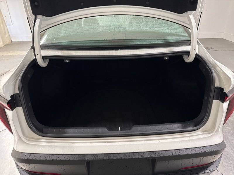 New 2025 Kia K4 EX image 8