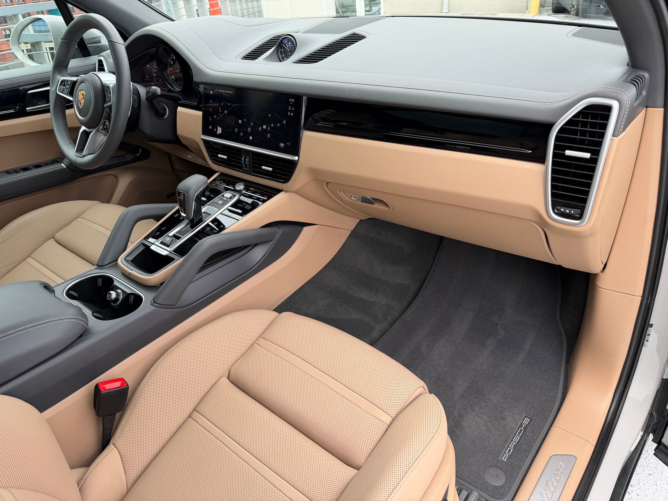 Certified 2023 Porsche Cayenne S AWD/4WD image 17
