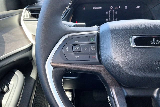 New 2026 Jeep Grand Cherokee L 4WD image 18