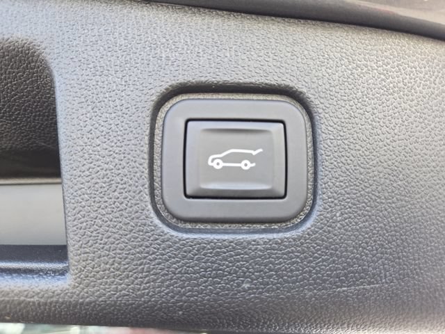 Used 2025 Chevrolet Blazer EV RS AWD/4WD image 19