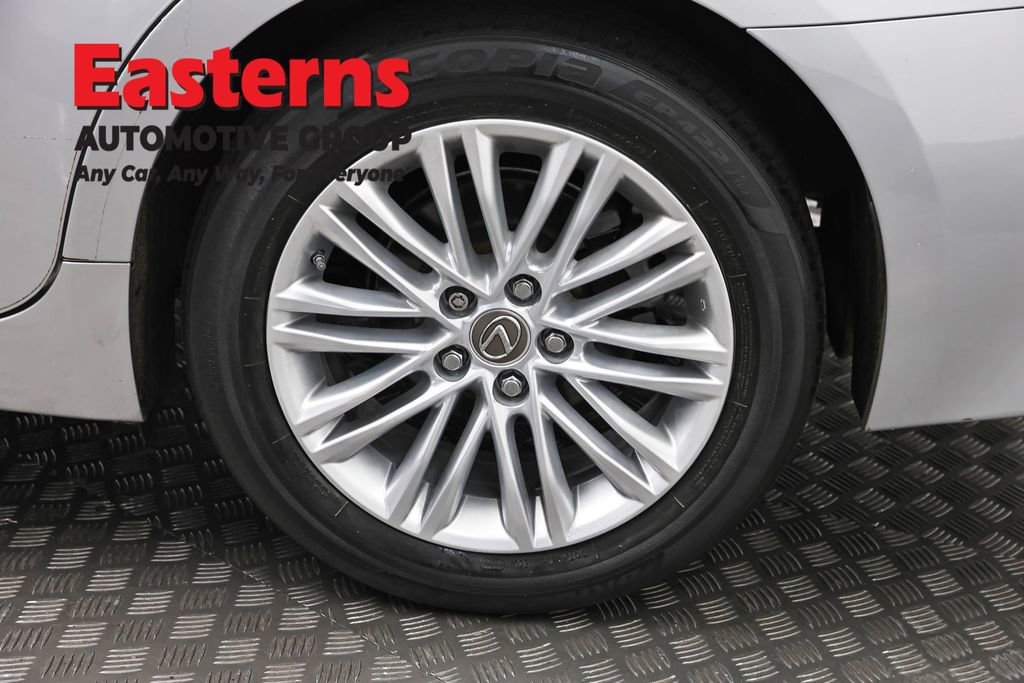 Used 2015 Lexus ES 350 w/ Luxury Package FWD image 35