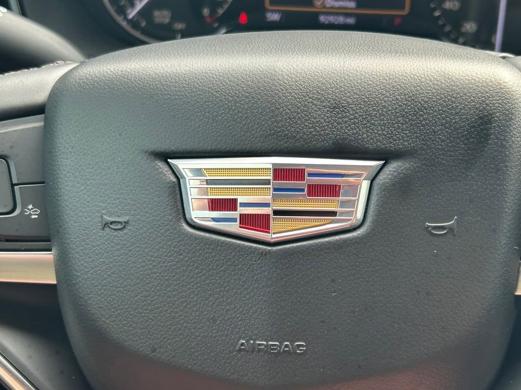 Used 2023 Cadillac XT6 Luxury FWD image 39
