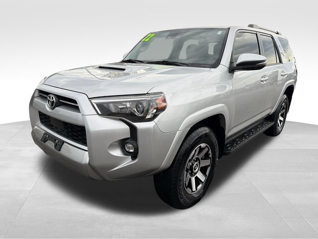 Used 2022 Toyota 4Runner TRD Off-Road Premium AWD/4WD image 3