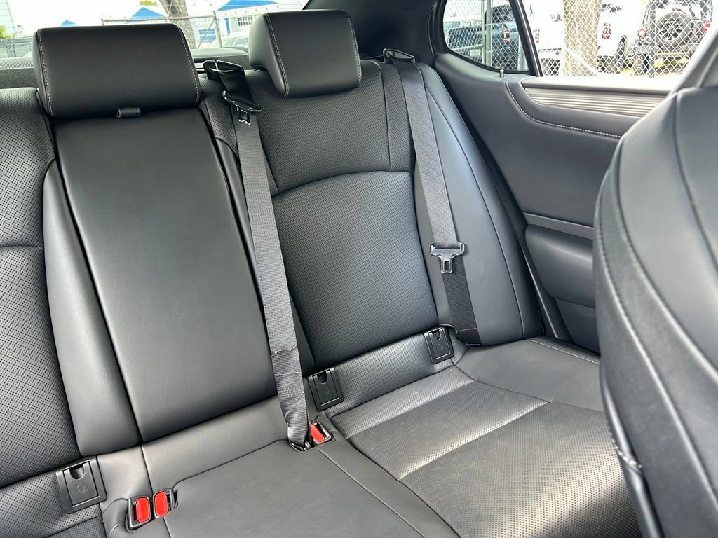 Used 2022 Lexus ES 350 F Sport w/ Accessory Package 2 FWD image 15