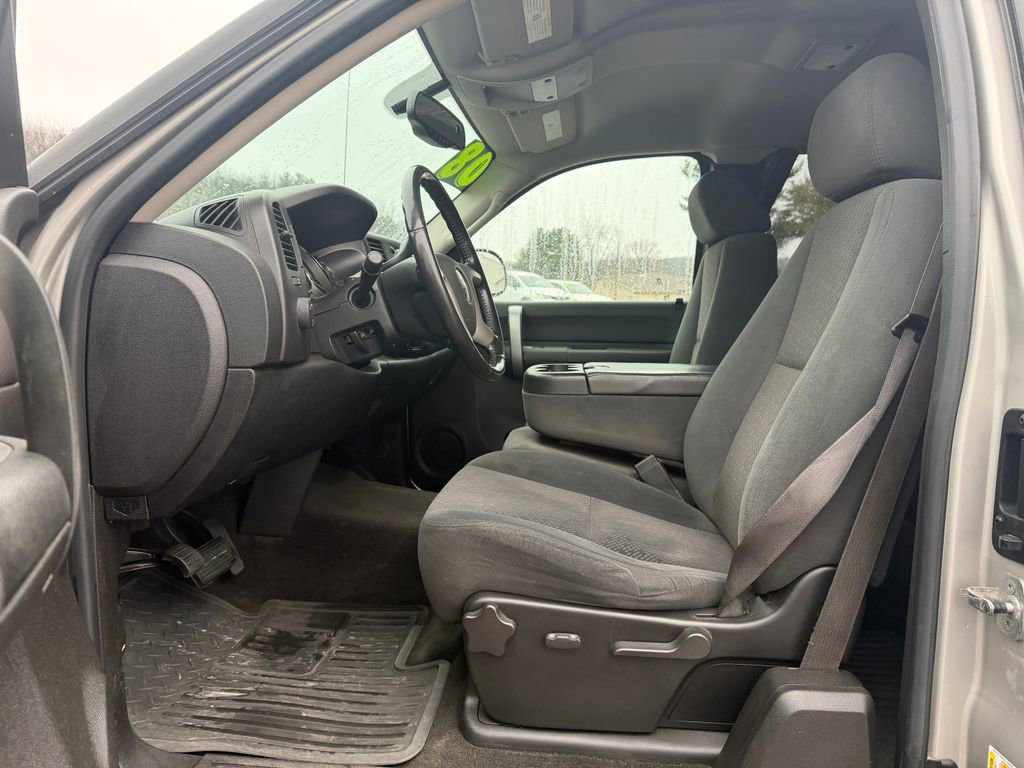 Used 2008 Chevrolet Silverado 1500 LT w/ Power Pack Plus image 15