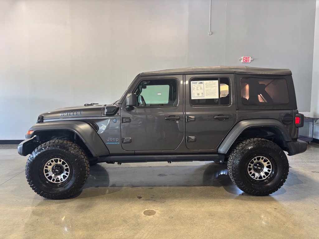 Used 2023 Jeep Wrangler Unlimited AWD/4WD image 2