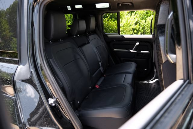 New 2026 Land Rover Defender 110 OCTA AWD/4WD image 48