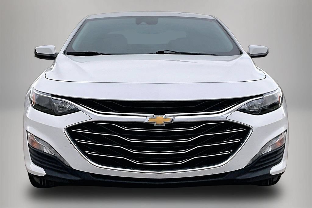 Used 2020 Chevrolet Malibu LT FWD image 2
