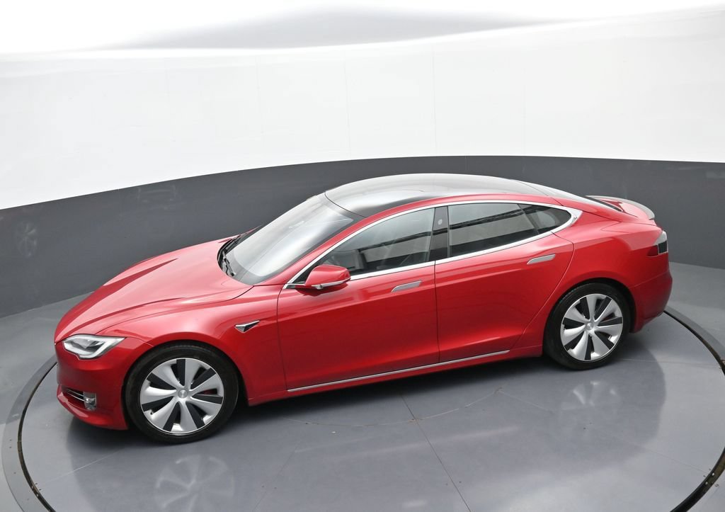 Used 2021 Tesla Model S Performance AWD/4WD image 32