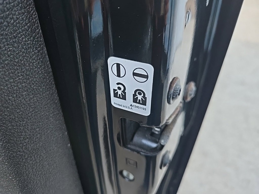 Used 2007 Cadillac Escalade EXT w/ Information Package image 94