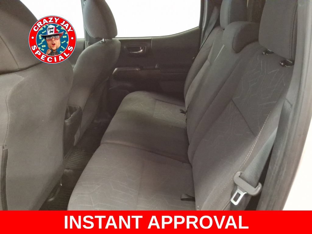Used 2017 Toyota Tacoma TRD Sport w/ Tow Package AWD/4WD image 12