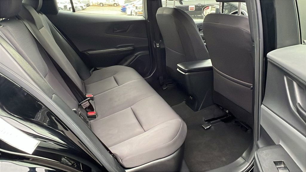 Used 2024 Toyota Prius LE image 13