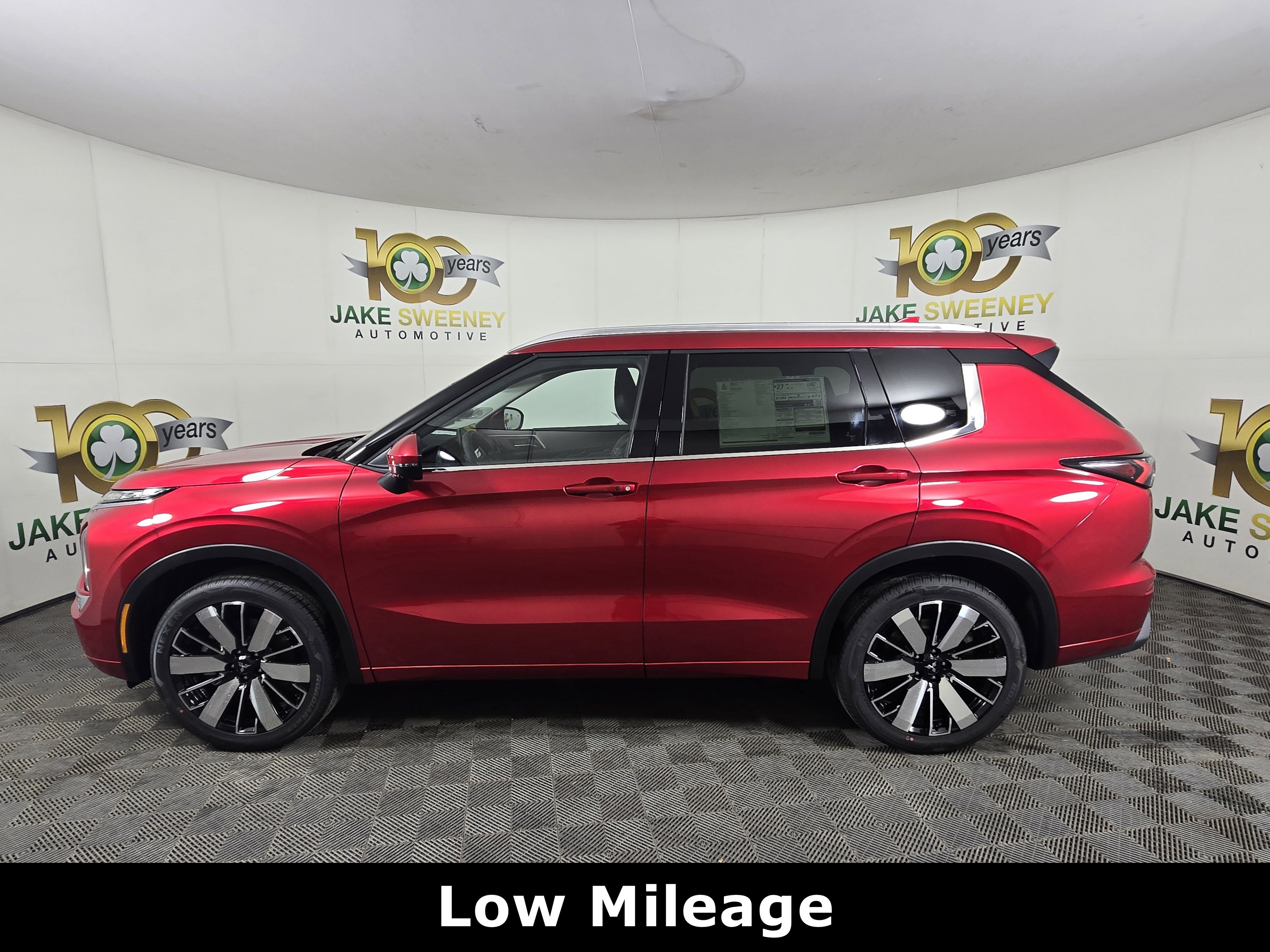 New 2026 Mitsubishi Outlander SEL image 4