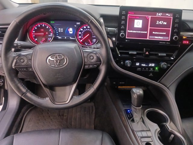 Used 2021 Toyota Camry XSE image 14