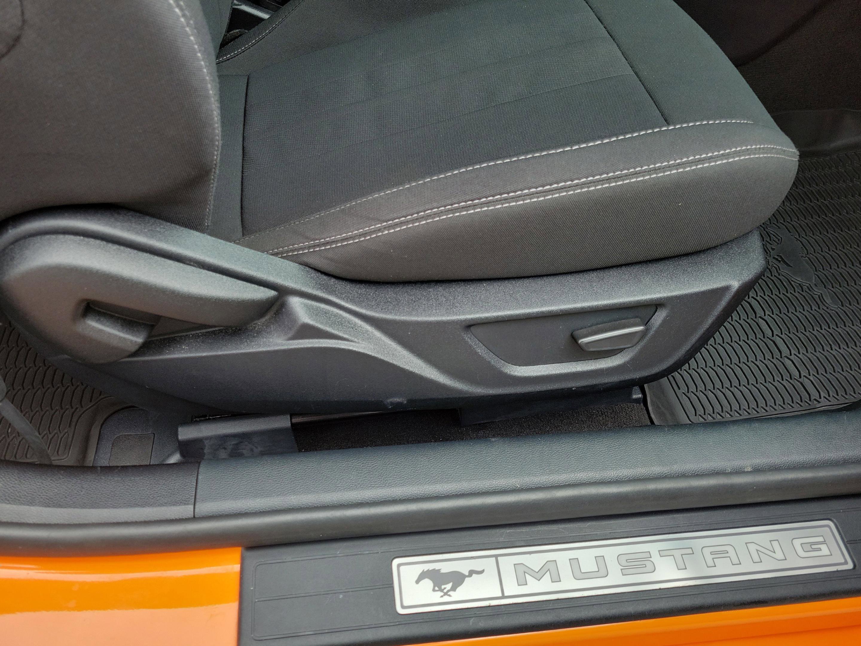 Used 2020 Ford Mustang GT w/ Equipment Group 301A image 31