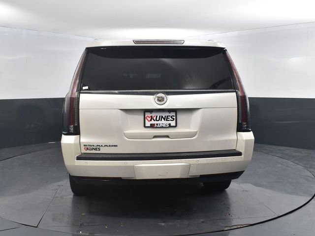 Used 2015 Cadillac Escalade ESV Luxury image 8