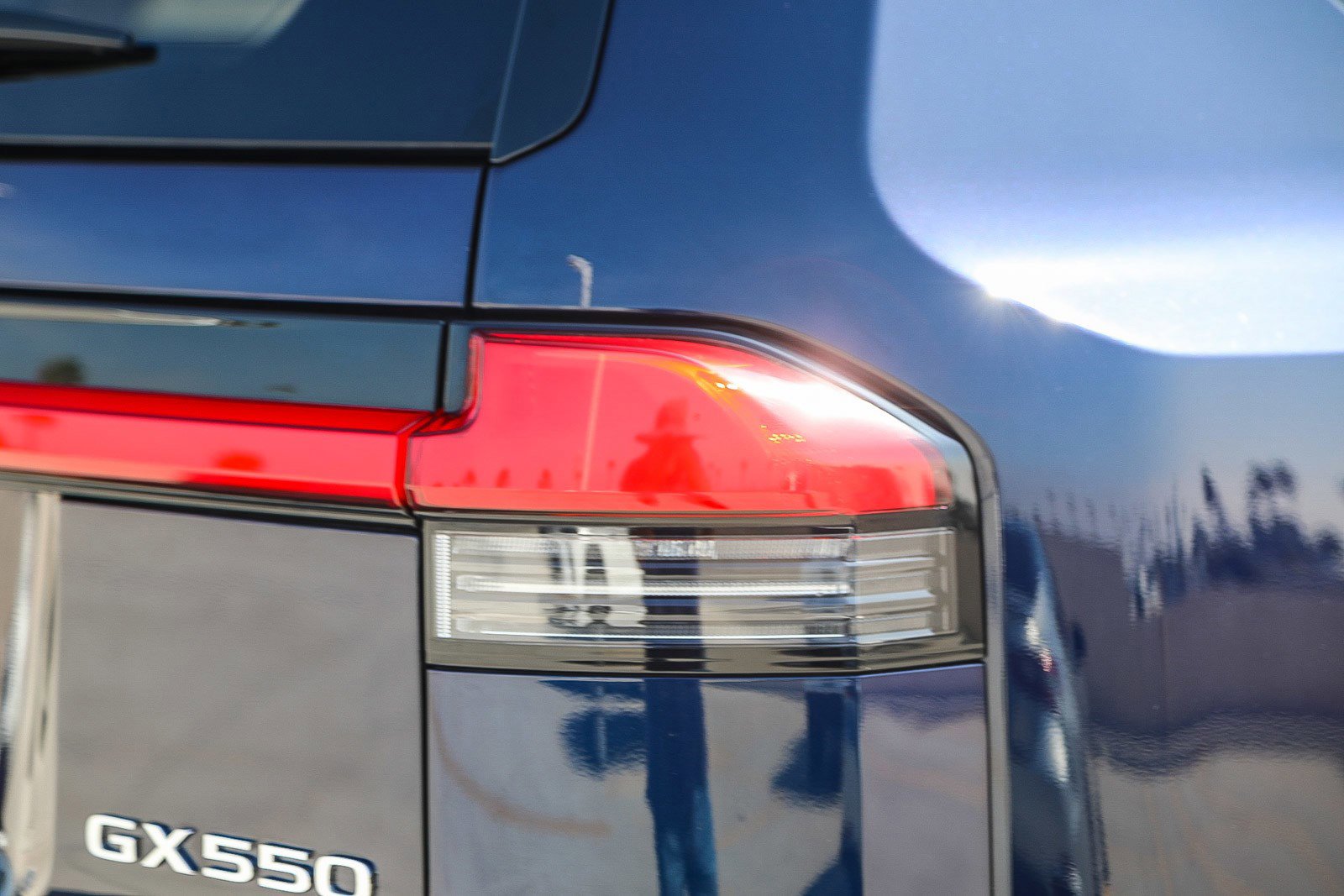 Used 2025 Lexus GX 550 w/ Accessory Package (Z1) image 9