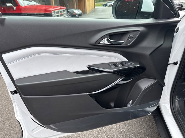 New 2026 Chevrolet Trax LT w/ Driver Confidence Package image 19