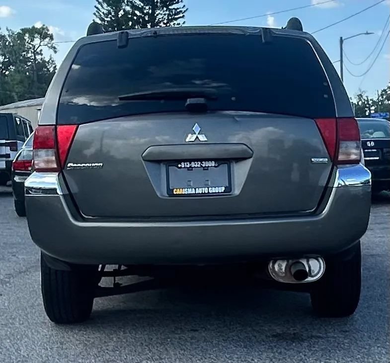 Used 2005 Mitsubishi Endeavor XLS FWD image 6