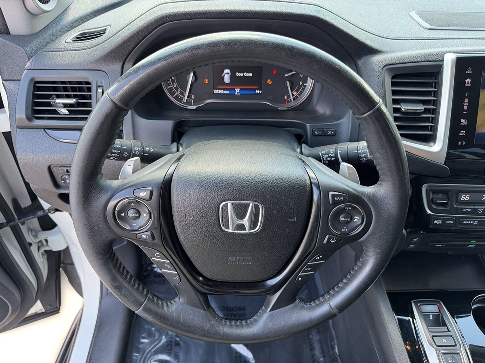 Used 2017 Honda Pilot Elite image 11