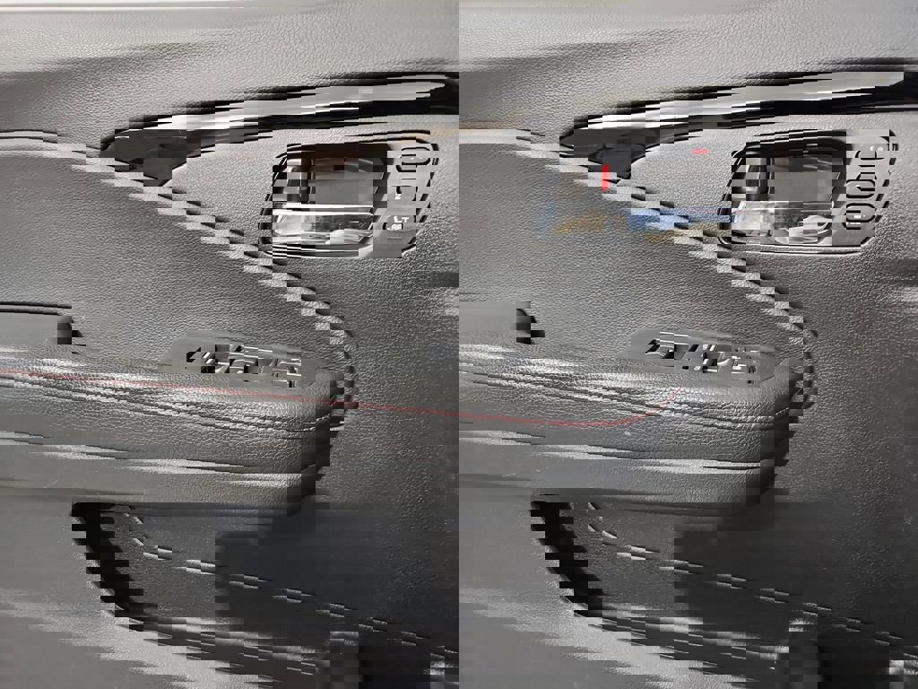 Used 2020 Honda Pilot Black Edition image 30