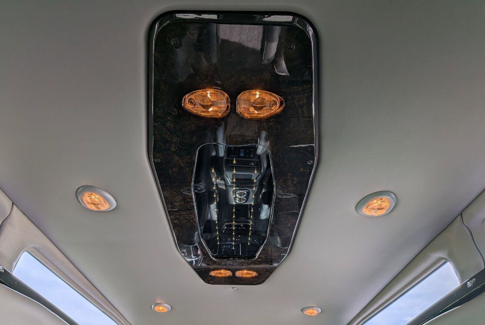 Used 2023 GMC Savana 2500 Extended RWD image 28