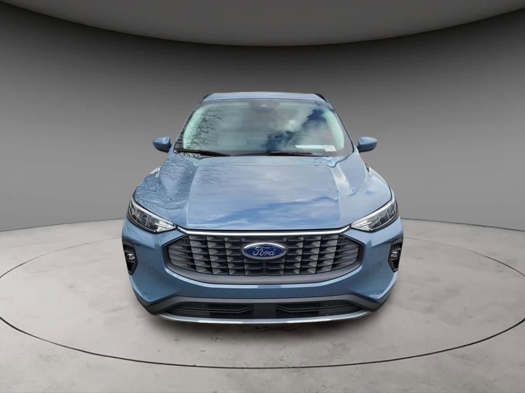 New 2024 Ford Escape SE image 2