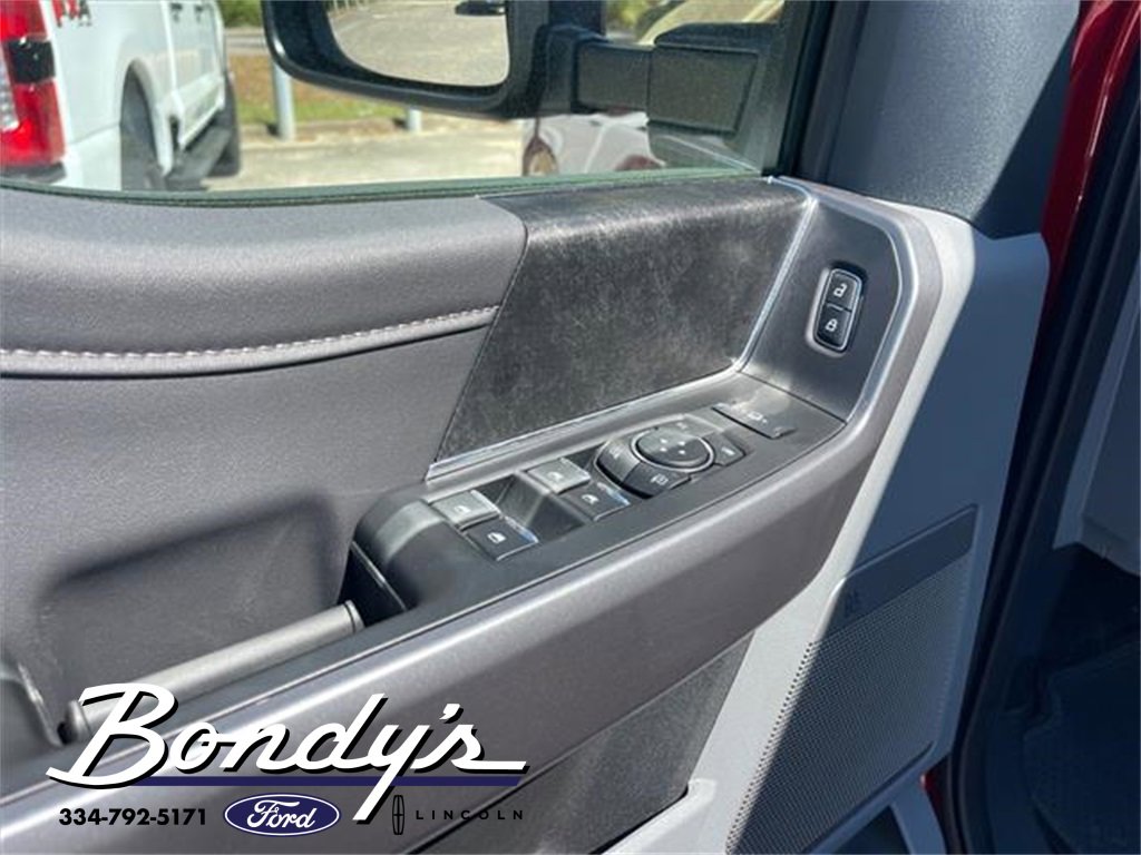 New 2025 Ford F250 XLT w/ Black Appearance Package image 5