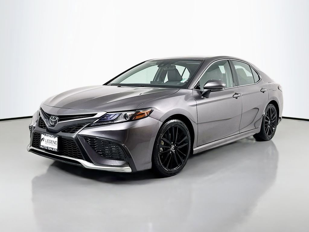 Used 2023 Toyota Camry XSE image 1