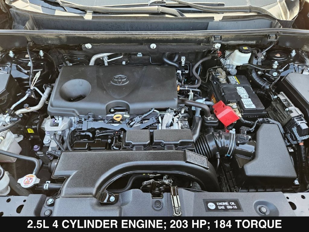 Used 2020 Toyota RAV4 XLE Premium FWD image 35