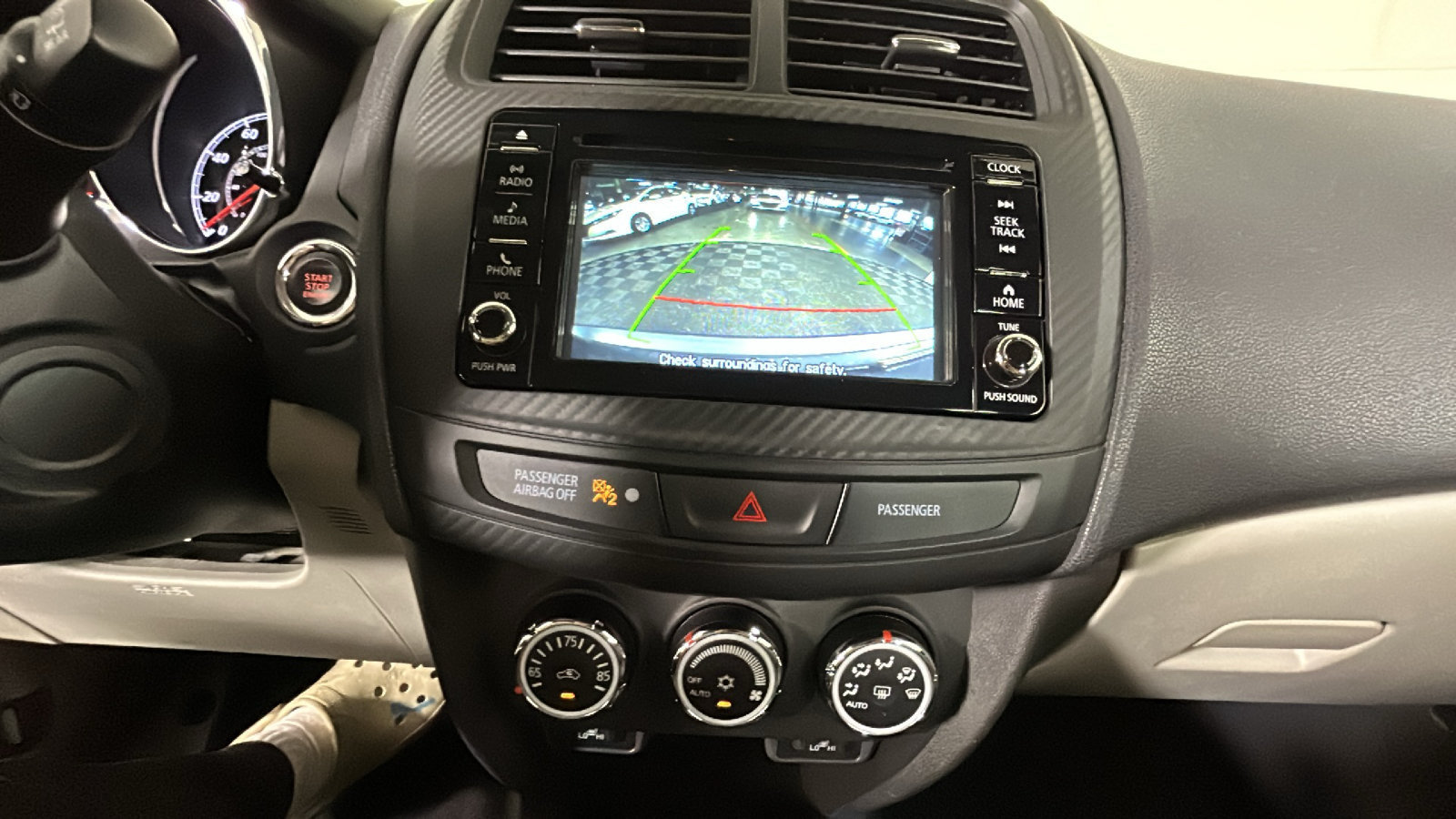 Used 2017 Mitsubishi Outlander Sport SE AWD/4WD image 27