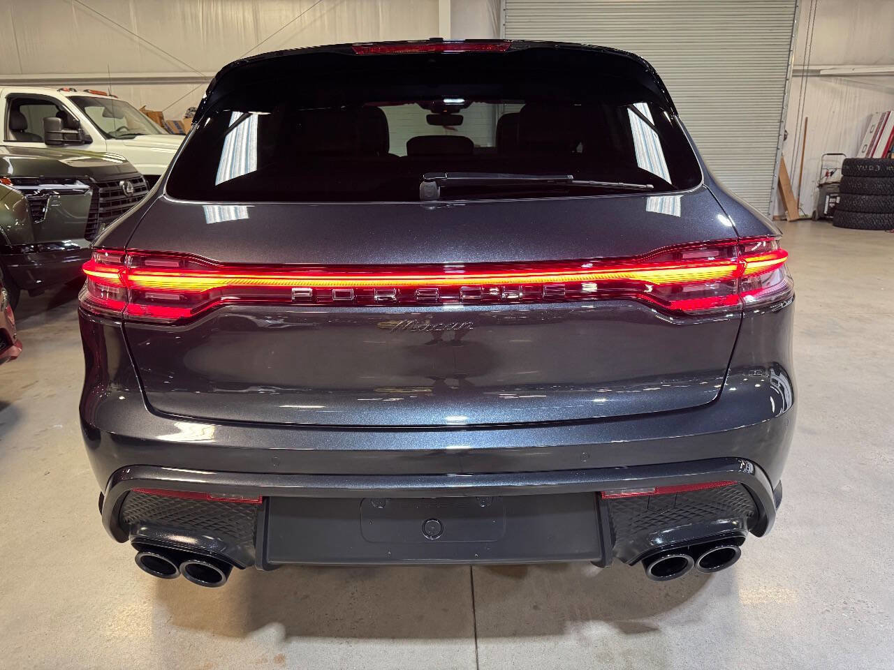 Used 2024 Porsche Macan w/ Premium Plus Package image 47