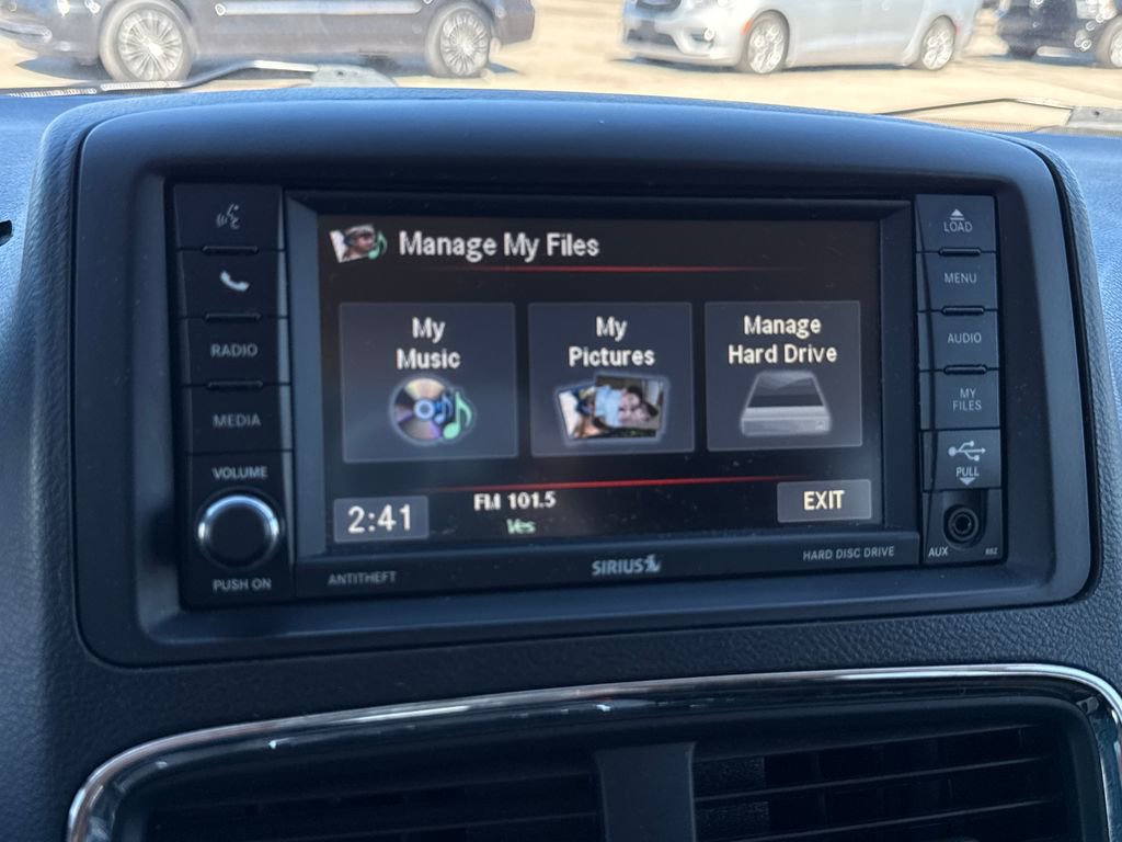 Certified 2016 Dodge Grand Caravan SXT w/ Rear Park Assist Package image 25