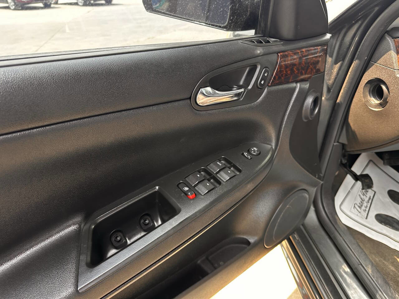 Used 2013 Chevrolet Impala LT FWD image 11