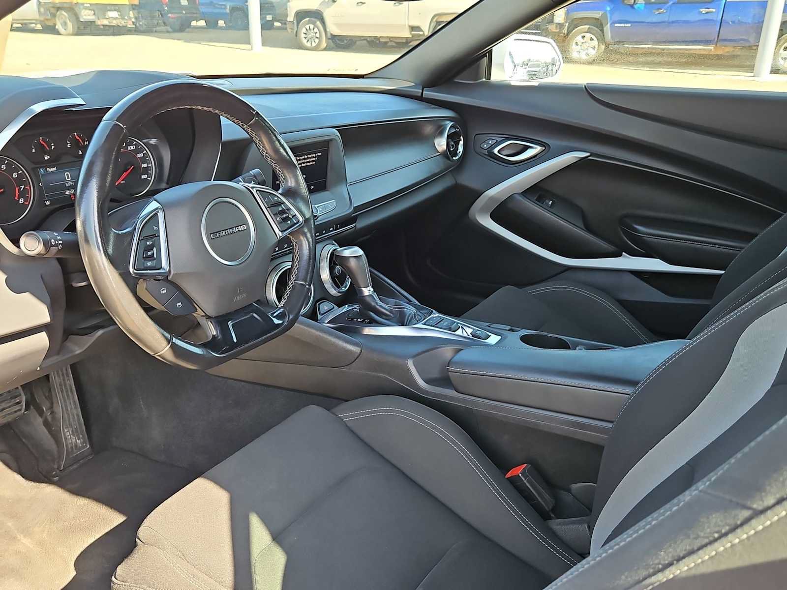 Used 2023 Chevrolet Camaro LT RWD image 10
