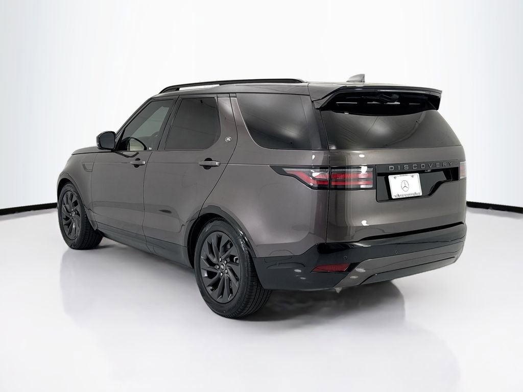 Used 2024 Land Rover Discovery Dynamic SE AWD/4WD image 7