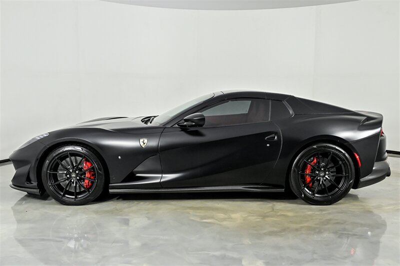 Used 2023 Ferrari 812 GTS RWD image 13
