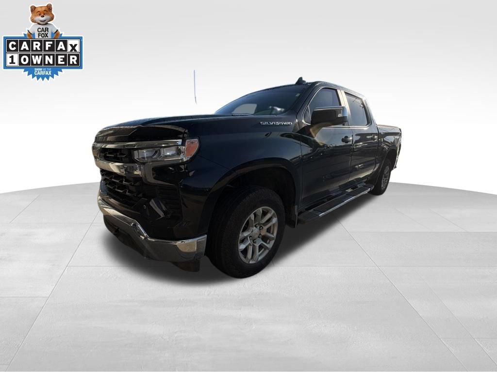 Used 2025 Chevrolet Silverado 1500 LT w/ Protection Package AWD/4WD image 8