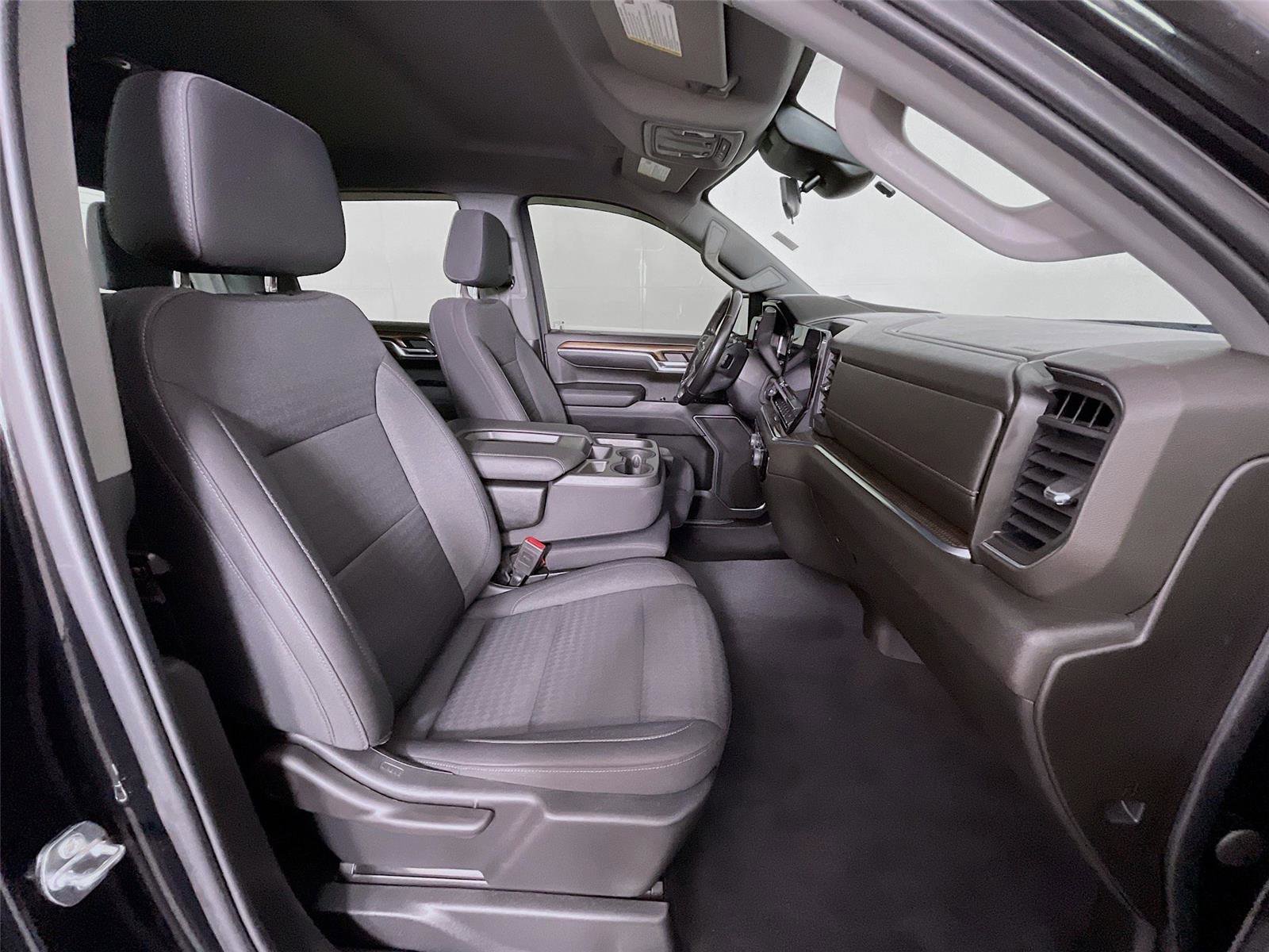 Used 2023 Chevrolet Silverado 1500 RST w/ Z71 Off-Road Package image 31