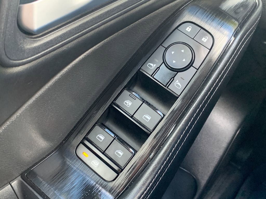 Used 2023 Nissan Rogue SV w/ SV Premium B Package FWD image 25